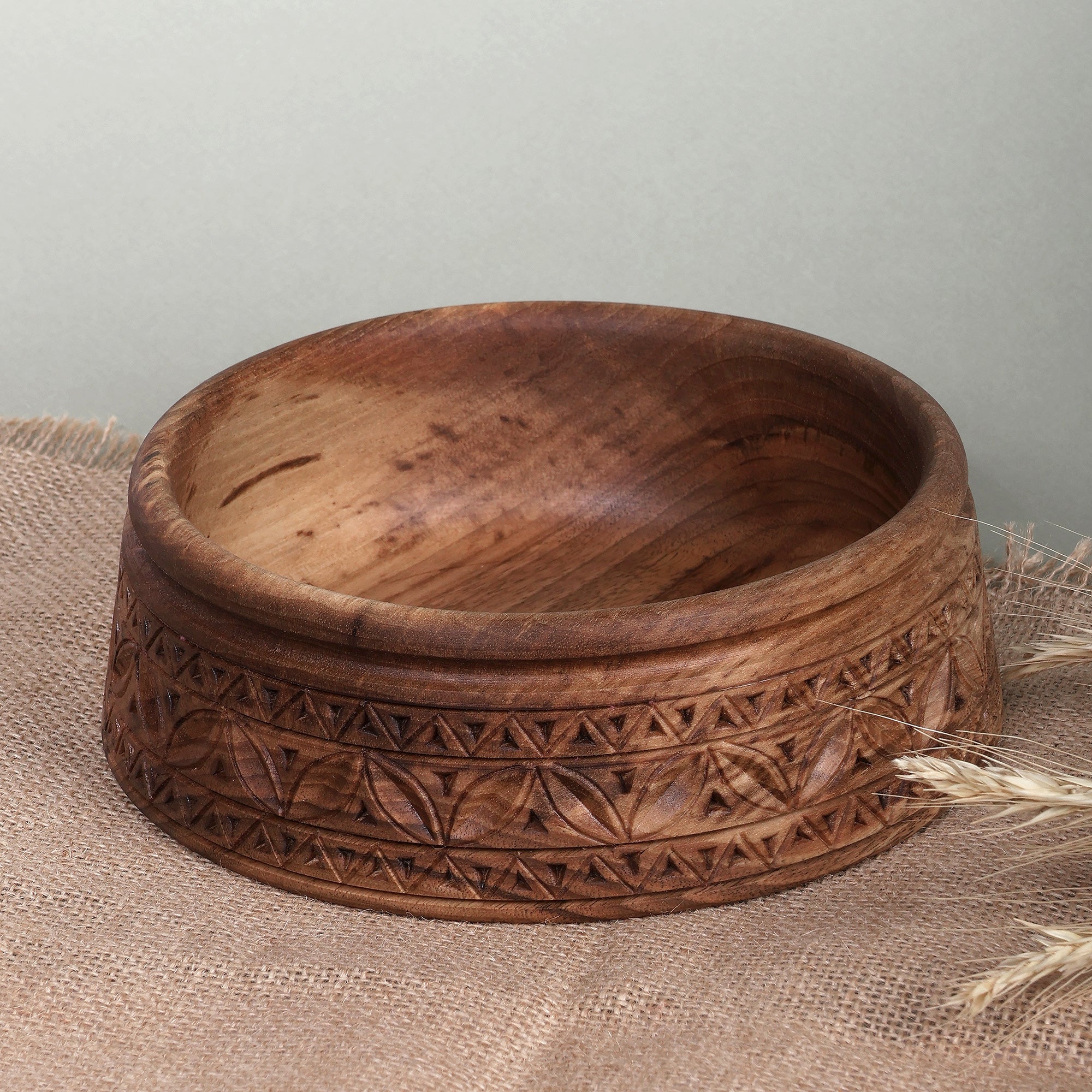 Classic Leaf-Themed Walnut Wood Serving Bowl from Armenia - Leafy Feast