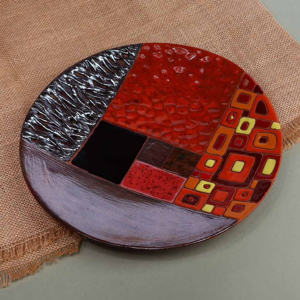Armenian-Made Warm-Toned Glazed Round Ceramic Serving Plate - Sunburst Mosaic